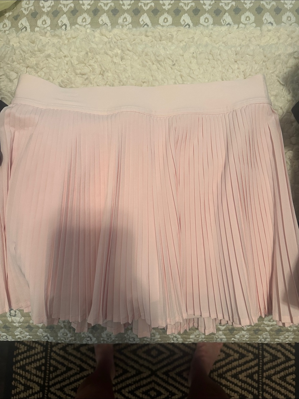 Lululemon Pleated Pink Women's Skirt - 6- Lightweight Everyday Style EUC